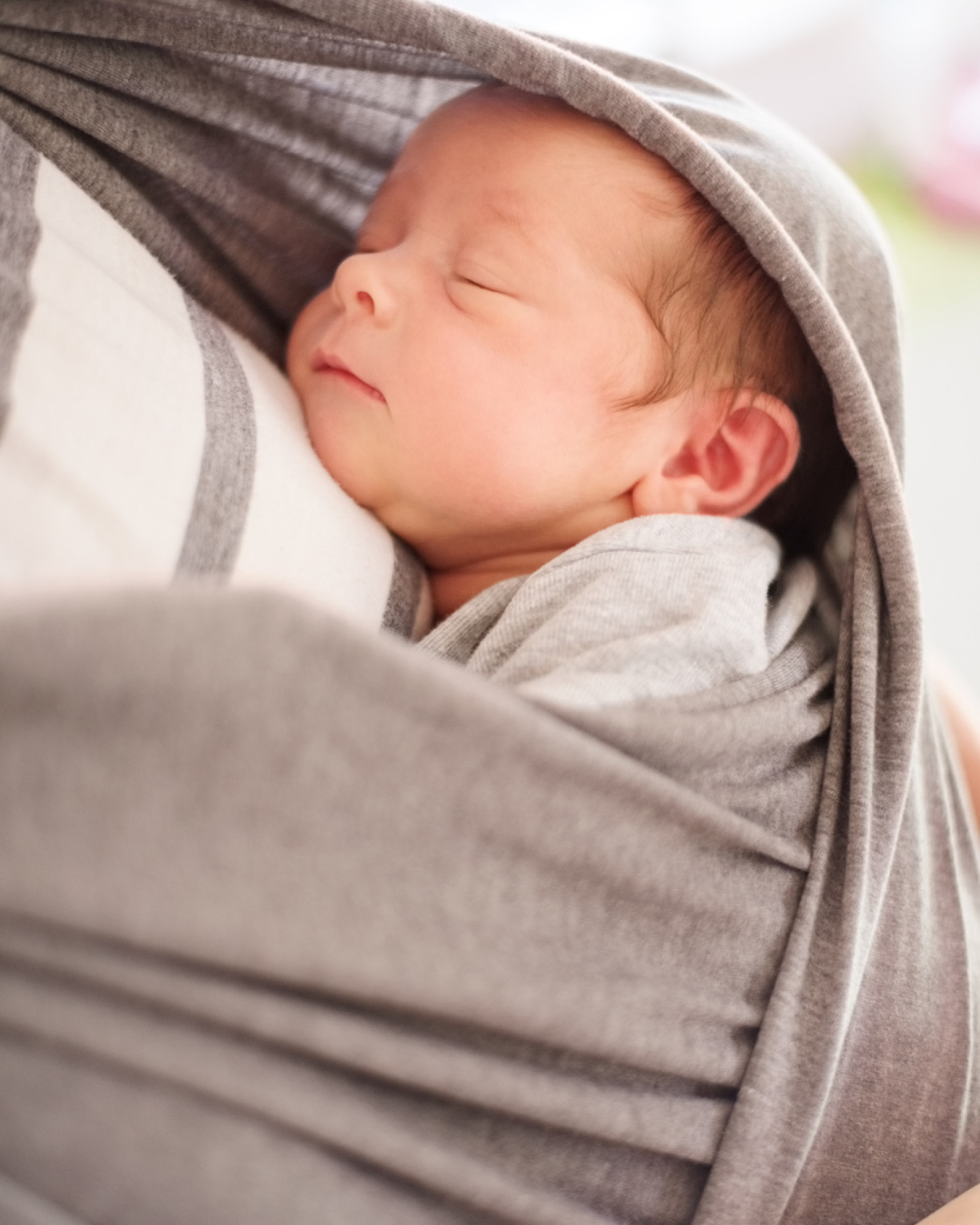 Conseils pour calmer les pleurs de son Bébé aux besoins intenses