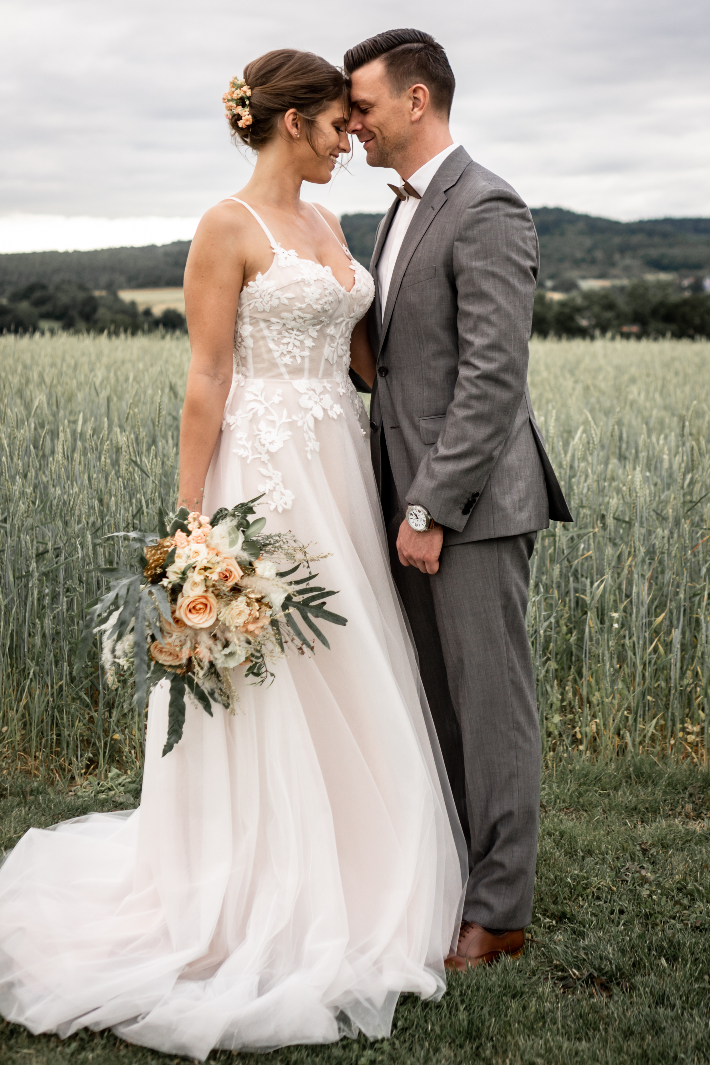 Couple mariage floral bohème 