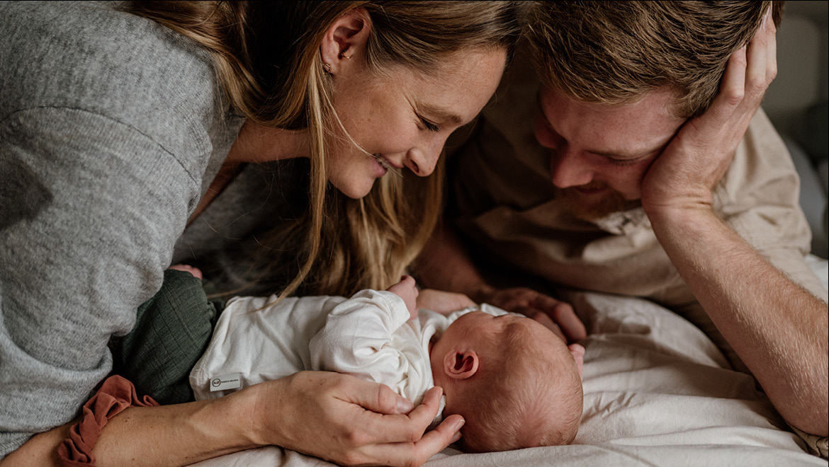 Après la naissance rebondit le mensonge: pourquoi ne devez-vous à personne avant votre corps avant bébé