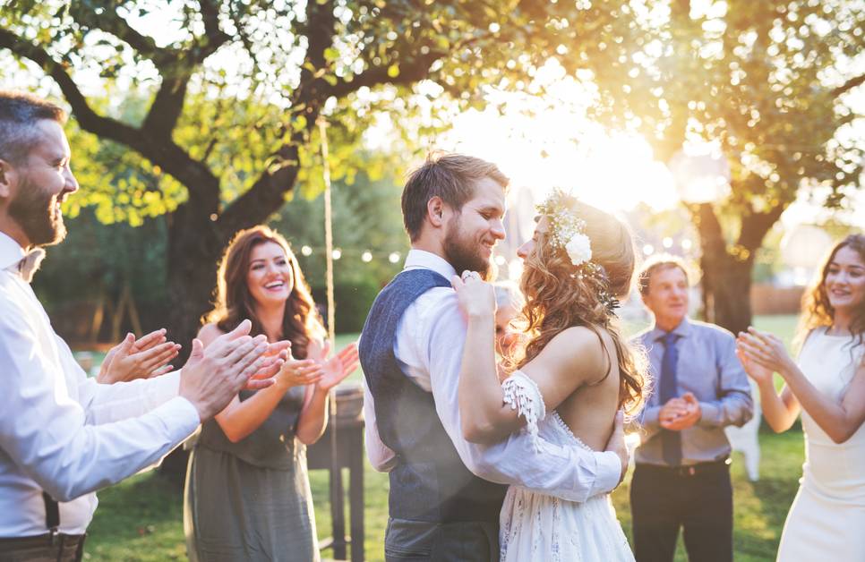 Drapeau « Just Married » – Décoration de mariage romantique